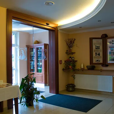 Hotel Komorni Hurka