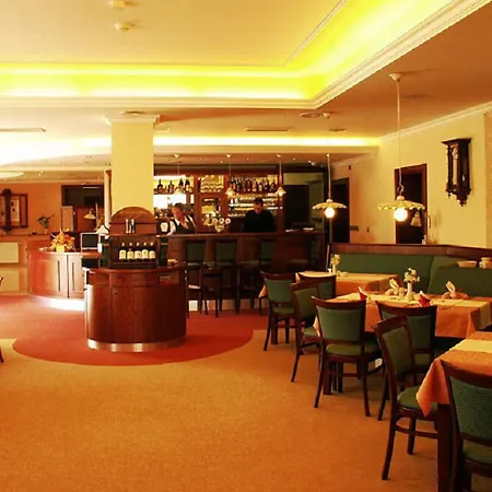 考莫尼壶卡酒店 酒店 海布