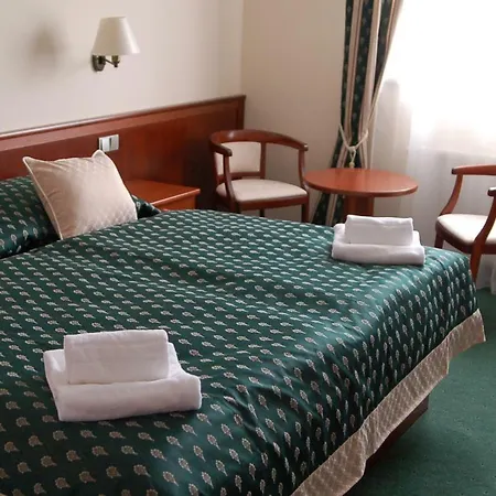 Komorni Hurka Hotel 4*