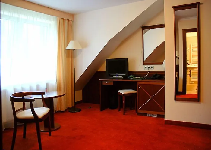 Komorni Hurka 호텔 4*