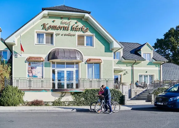 Komorni Hurka 4*